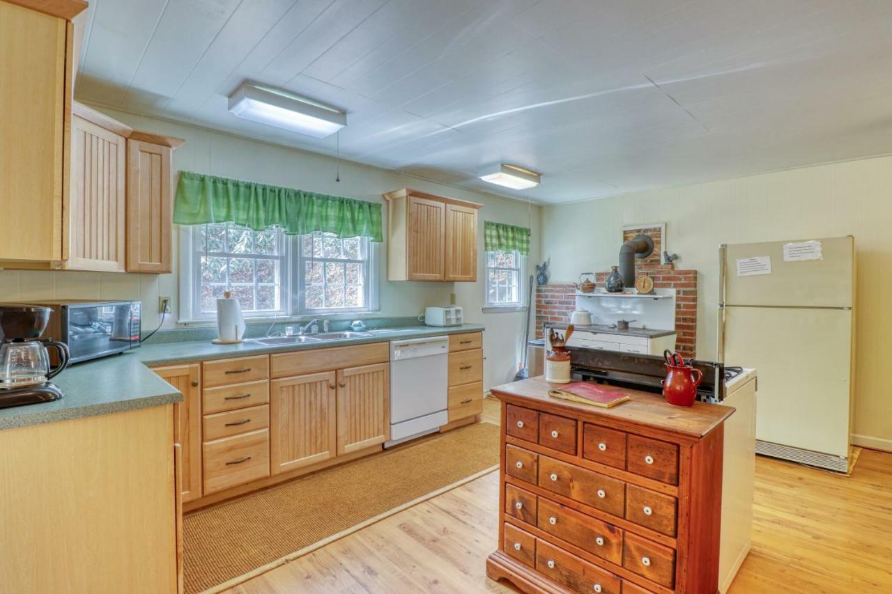 1 Bed 1 Bath Vacation Home In Sylva Exterior foto
