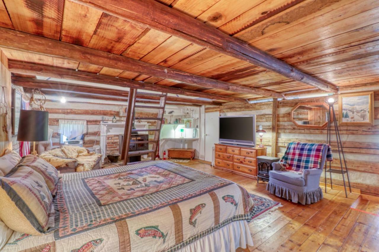 1 Bed 1 Bath Vacation Home In Sylva Exterior foto