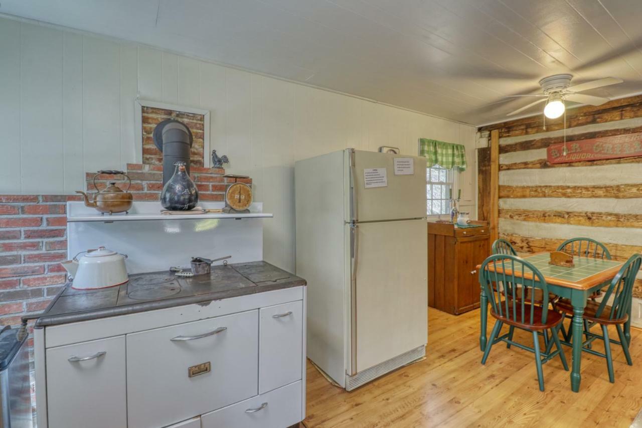1 Bed 1 Bath Vacation Home In Sylva Exterior foto