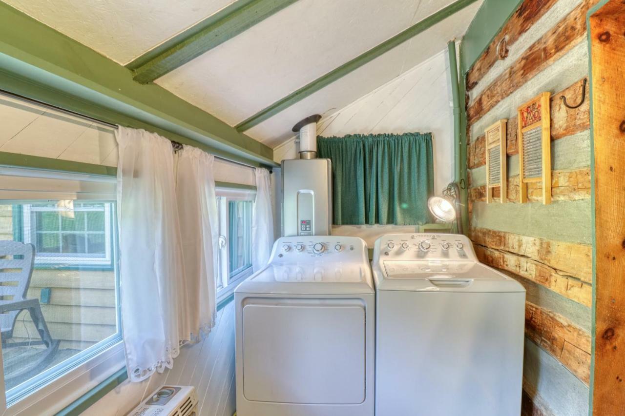 1 Bed 1 Bath Vacation Home In Sylva Exterior foto